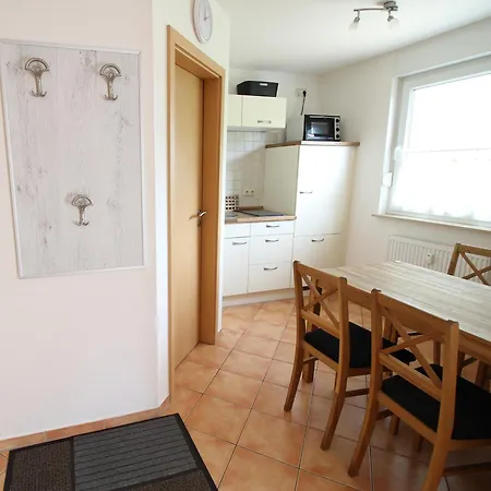 Strandperle App 10 *